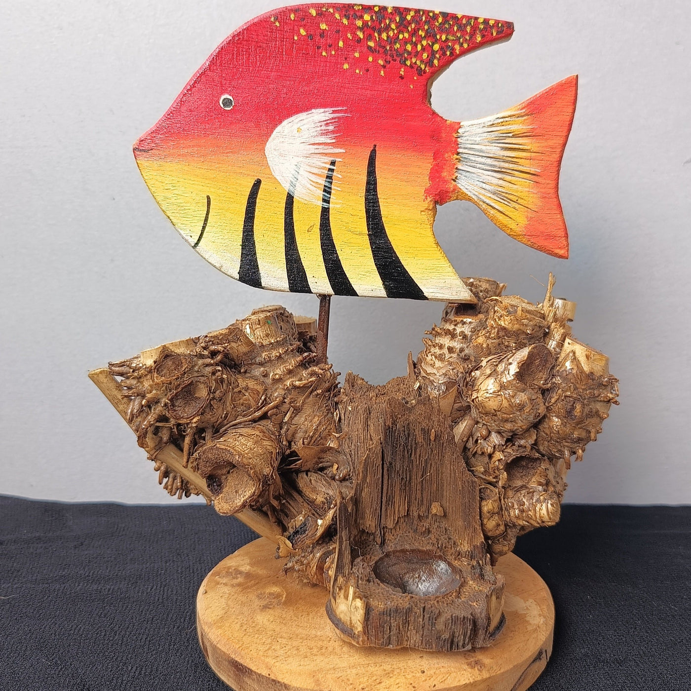 Chinhhari Madai red Fish garden decor