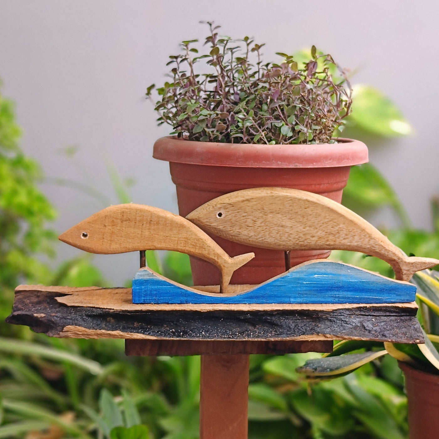 Chinhhari Madai wooden Fish garden decor