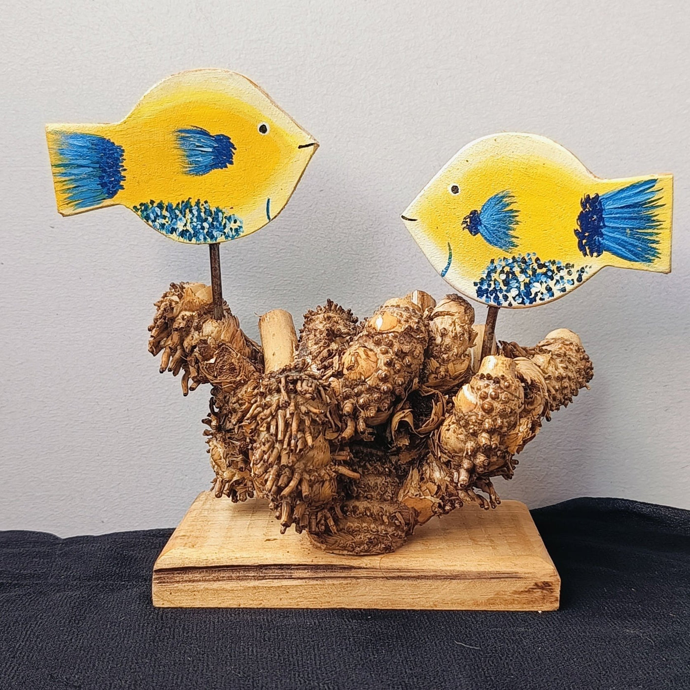 Chinhhari Madai yellow Fish garden decor