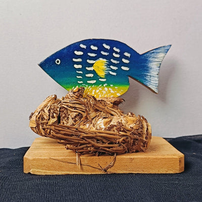 Chinhhari Madai Blue yellow Fish garden decor