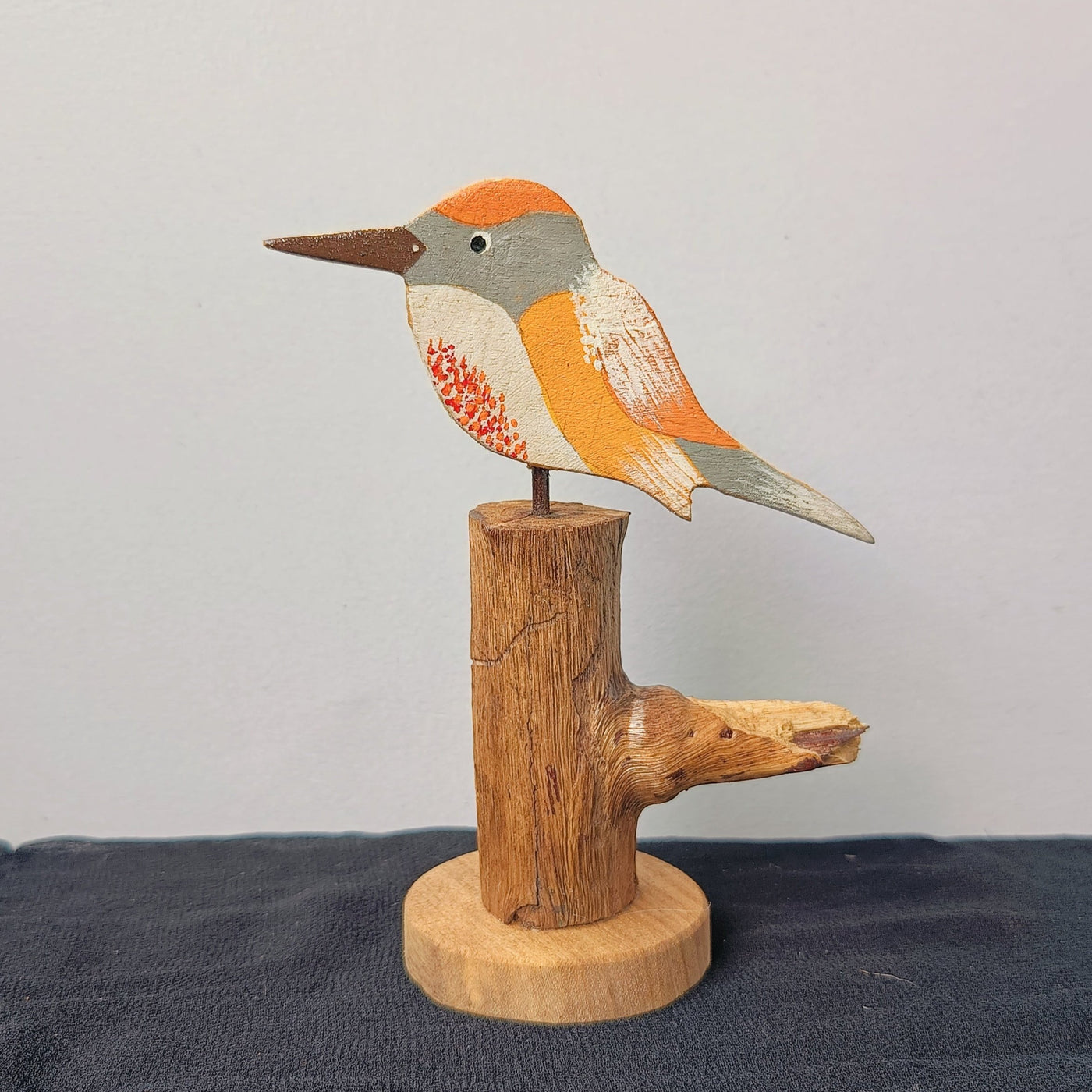 Chinhhari Madai yellow grey bird garden decor