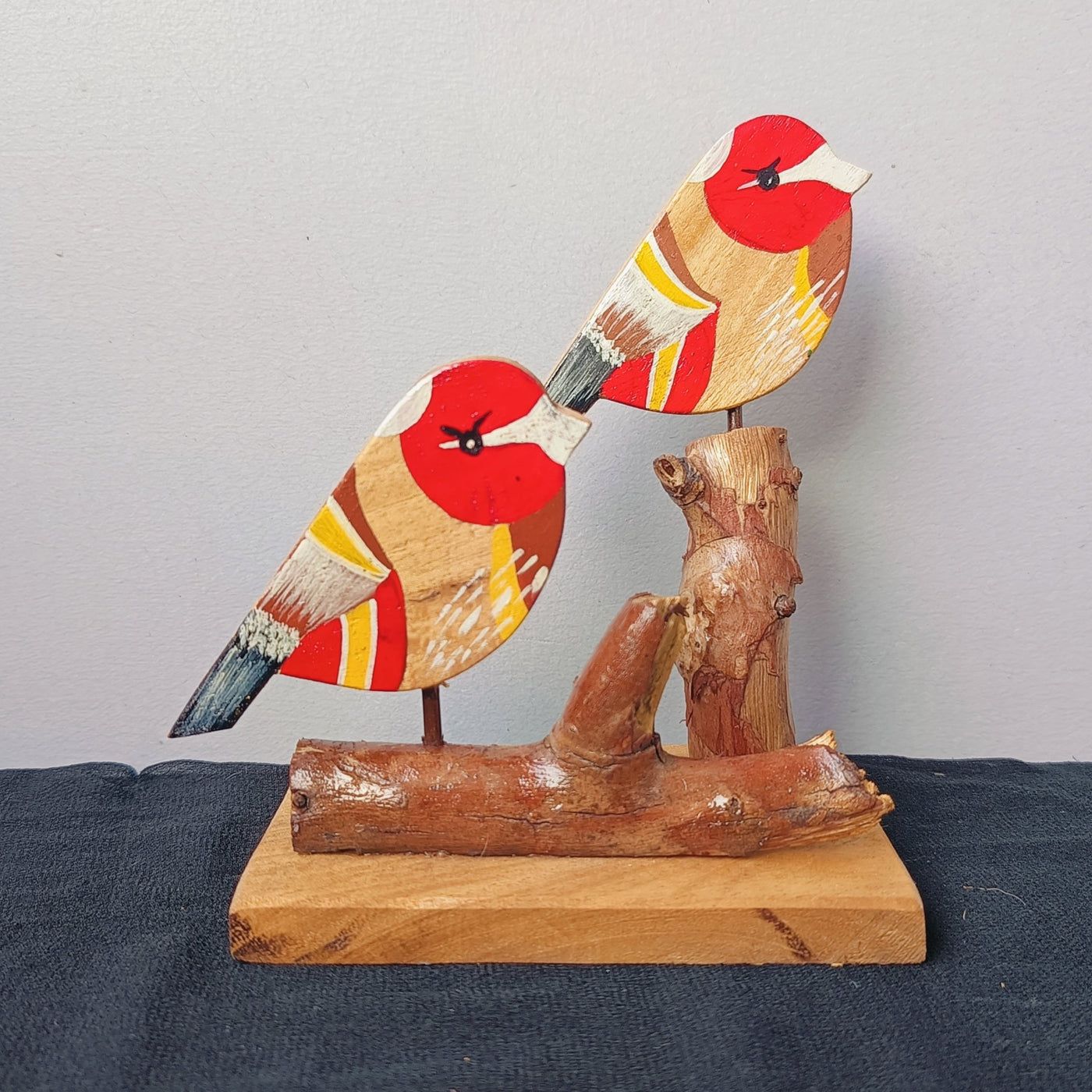 Chinhhari Madai red yellow bird garden decor