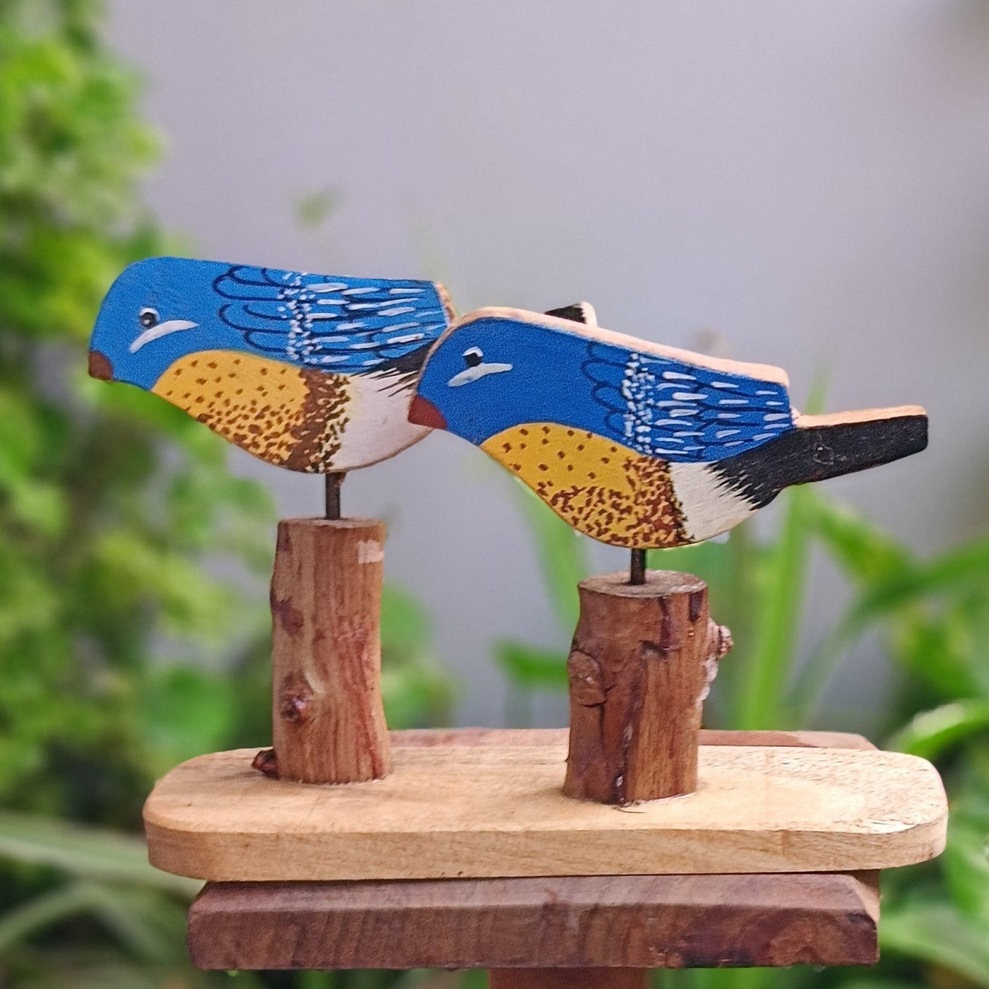 Chinhhari Madai Blue bird garden decor