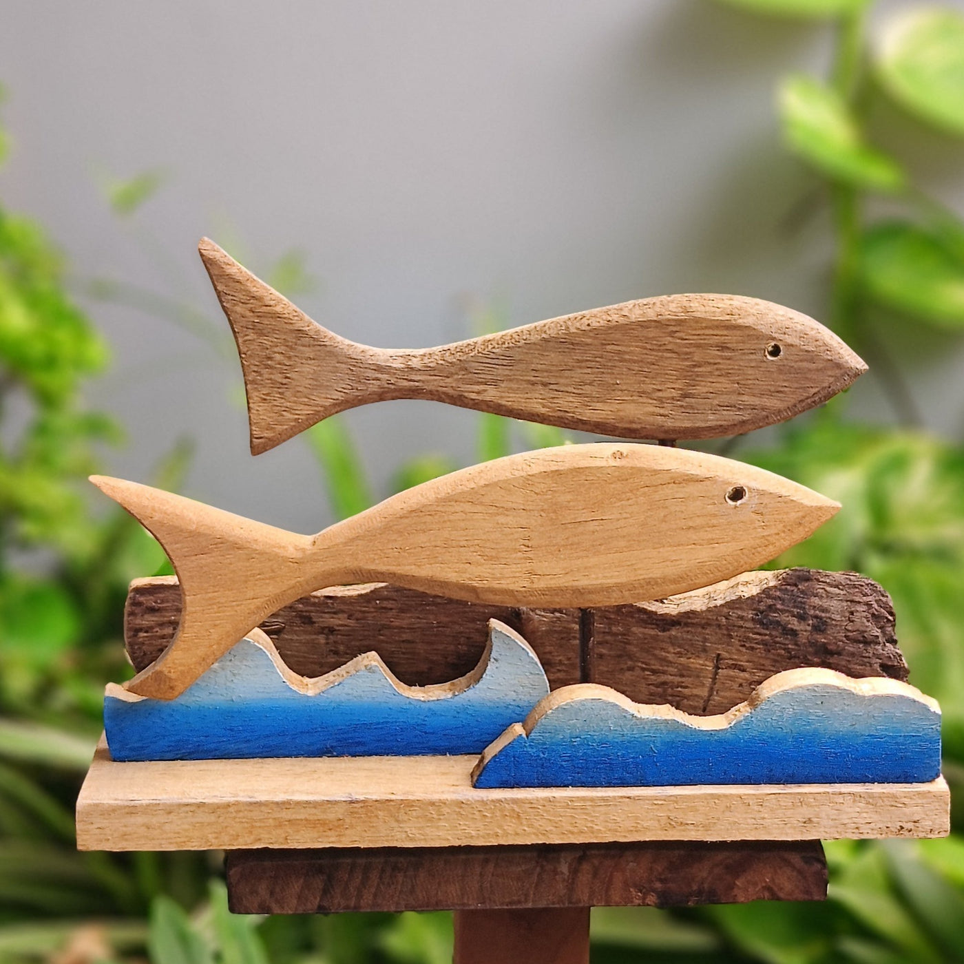 Chinhhari Madai Wooden Fish garden decor