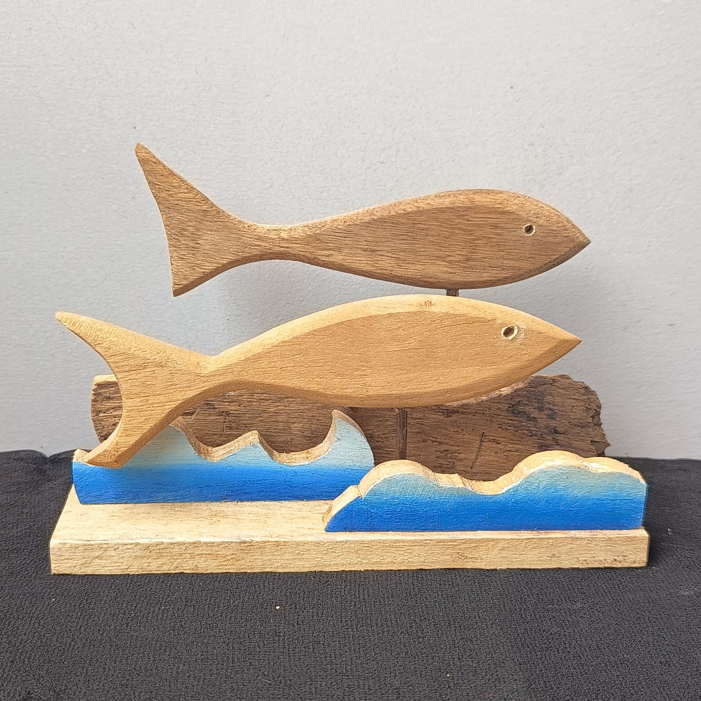 Chinhhari Madai Wooden Fish garden decor