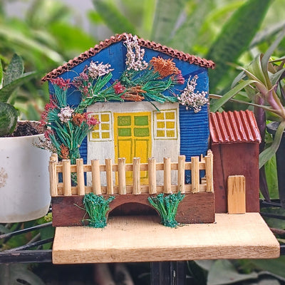 Chinhhari Madai blue house  garden decor