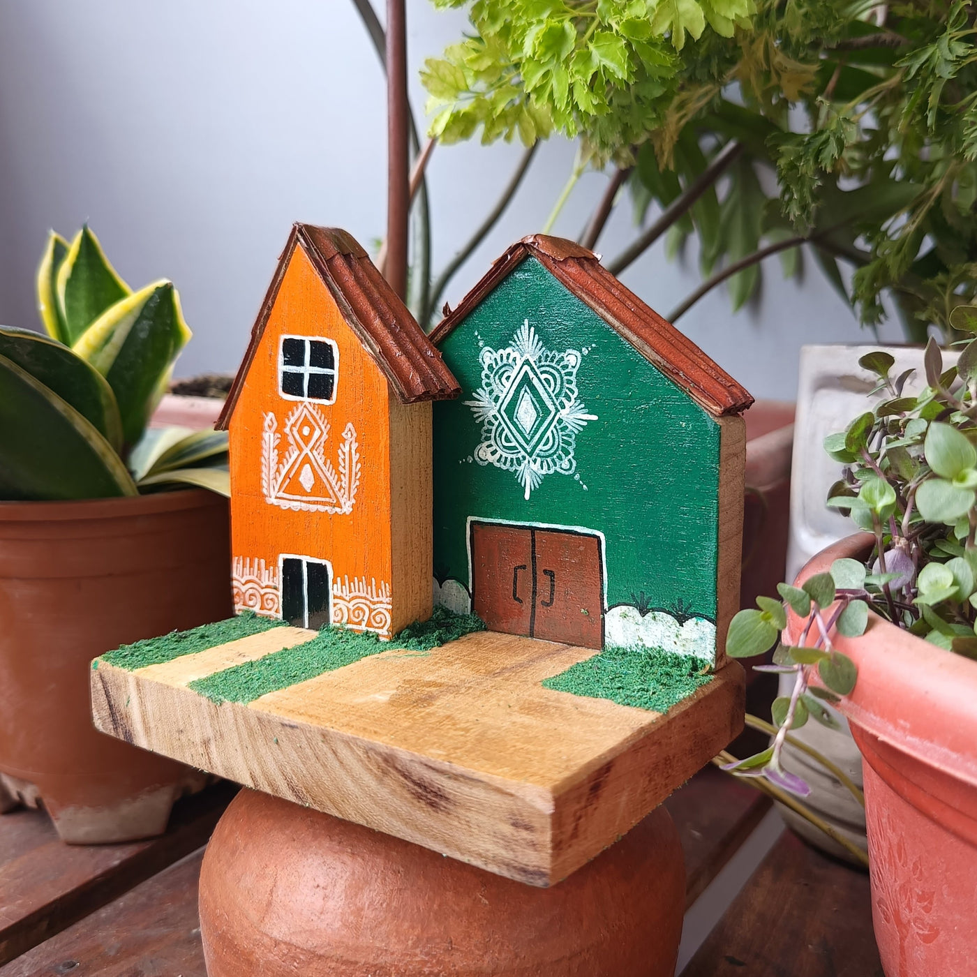 Chinhhari Madai orange and green house garden decor