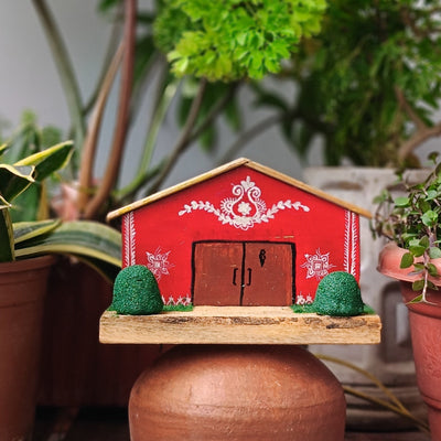 Chinhhari Madai red house garden decor