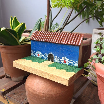 Chinhhari Madai blue house garden decor