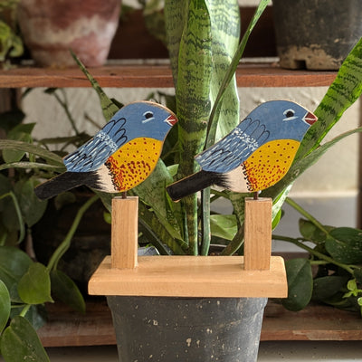 Chinhhari Madai blue and yellow bird pair garden decor