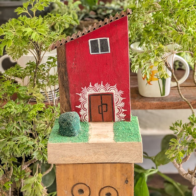 Chinhhari Madai red and white house garden decor