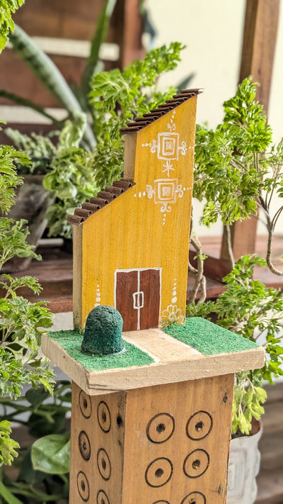 Chinhhari Madai yellow house garden decor