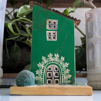 Chinhhari Madai green small house garden decor