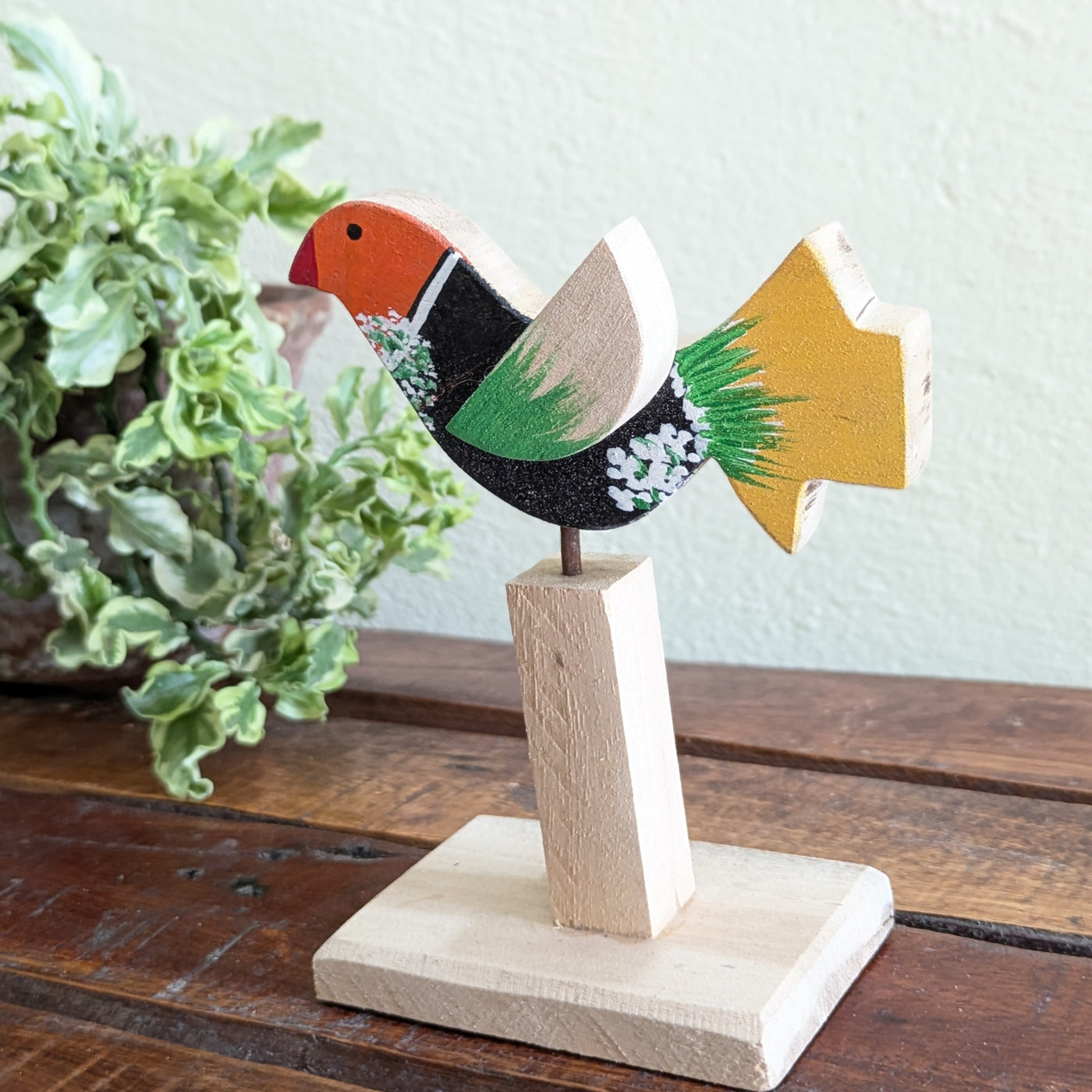 Chinhhari Madai orange black and yellow bird garden decor