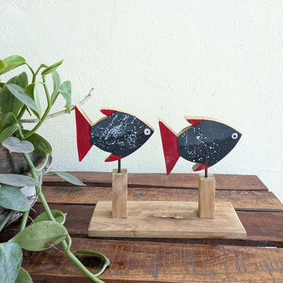 Chinhhari Madai dark blue Fish pair garden decor