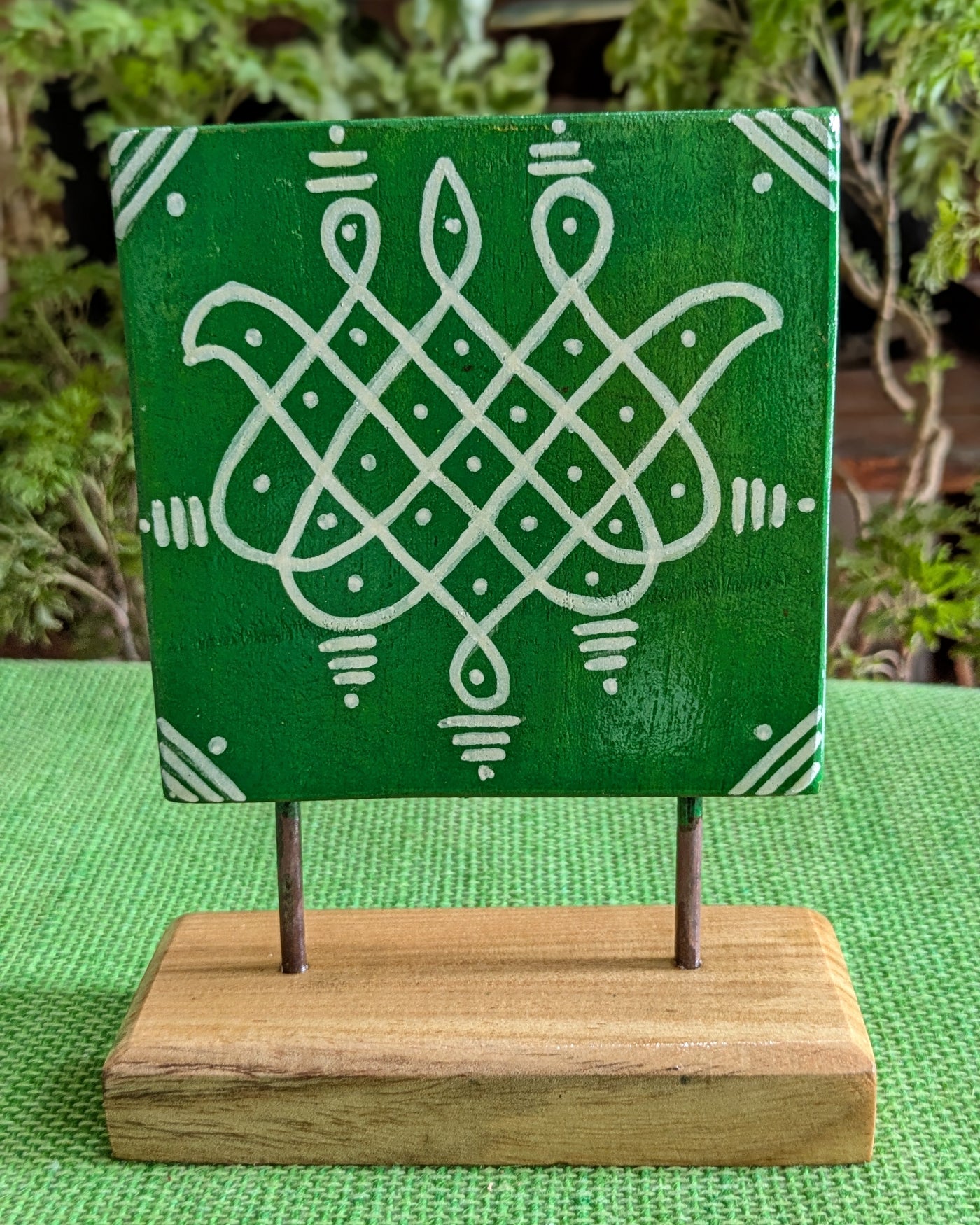 Chinhhari Madai kolam colour standie festival decor( Buy 1 or full set)