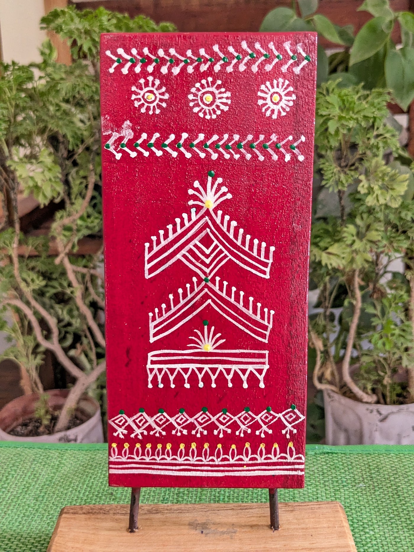 Chinhhari Madai Godna colour standie festival decor( Buy 1 or full set)