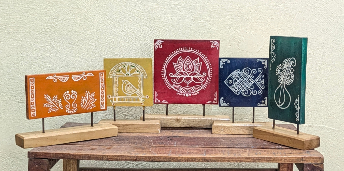 Chinhhari Madai Alpana colour standie festival decor( Buy 1 or full set)