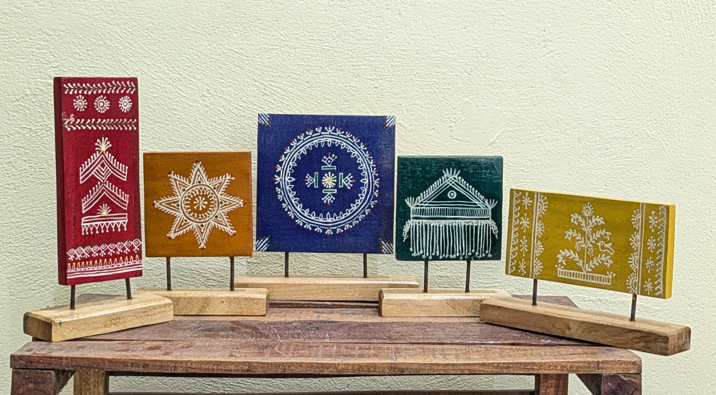 Chinhhari Madai Godna colour standie festival decor( Buy 1 or full set)