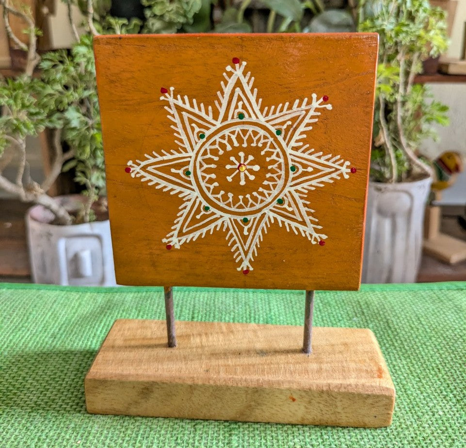 Chinhhari Madai Godna colour standie festival decor( Buy 1 or full set)