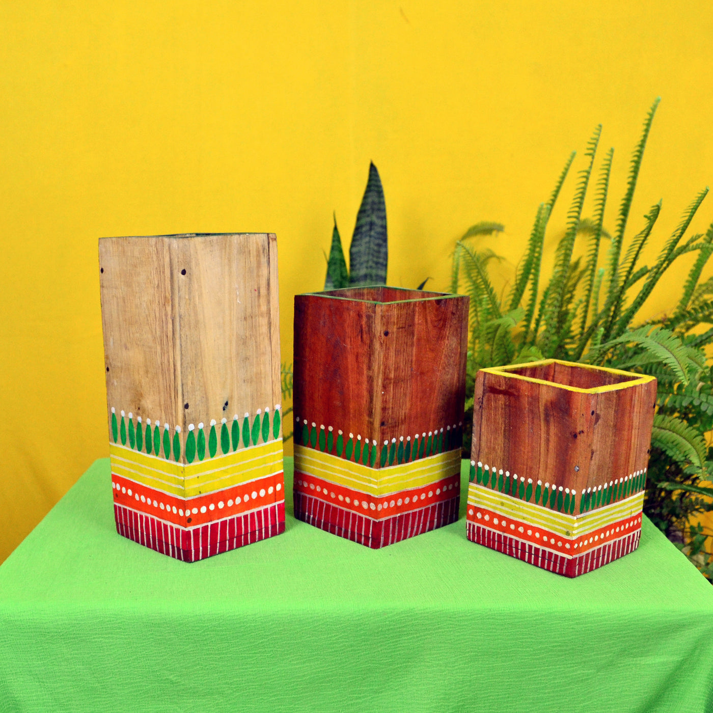 Chinhhari arts Wooden hand painted set of 3 multipurpose  planter/decor - CHWP017 -  Chinhhari Arts