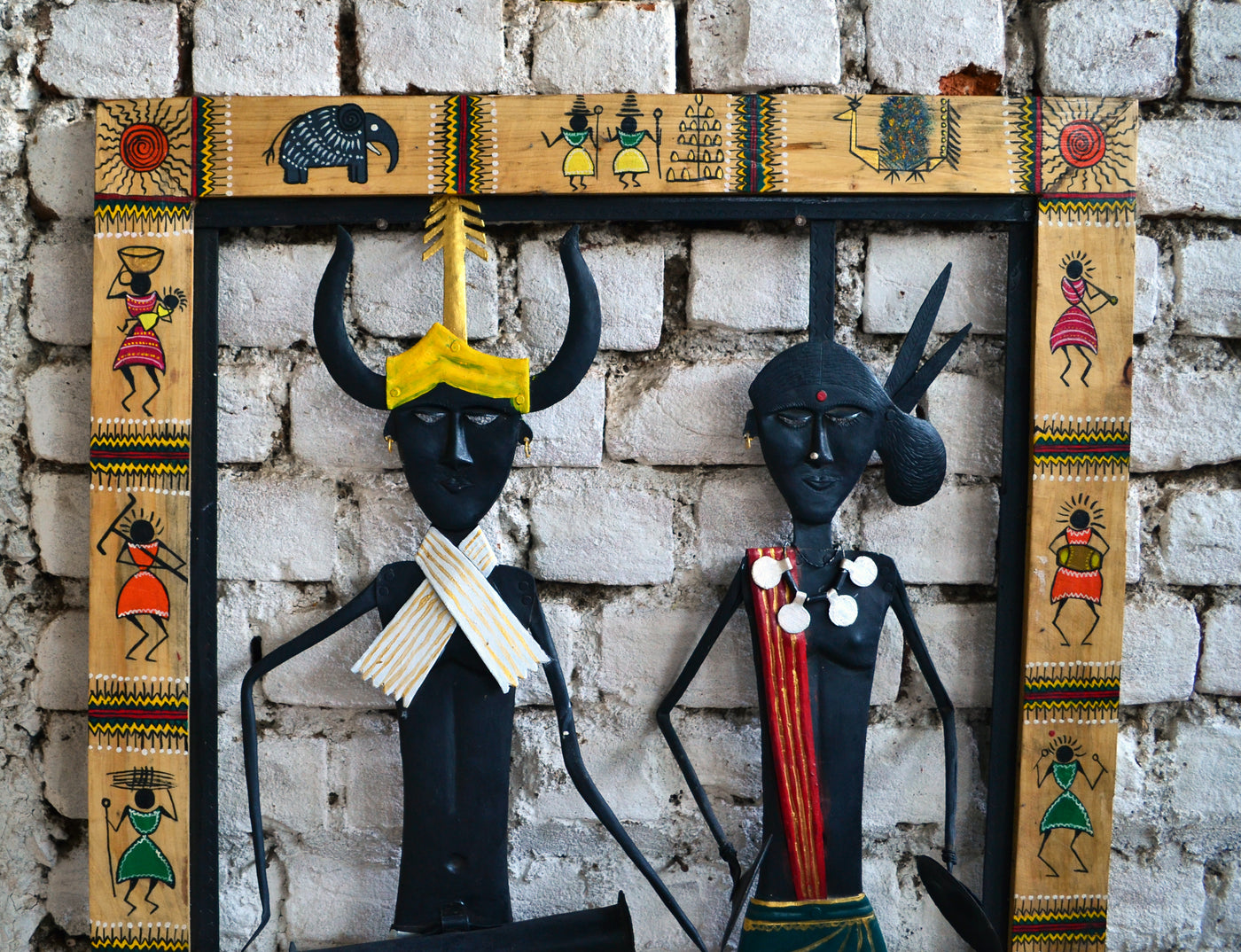 Chinhhari arts Wrought iron jaali with wooden frame Madiya mudiya Tribal Pair jaali - Chinhhari Arts store