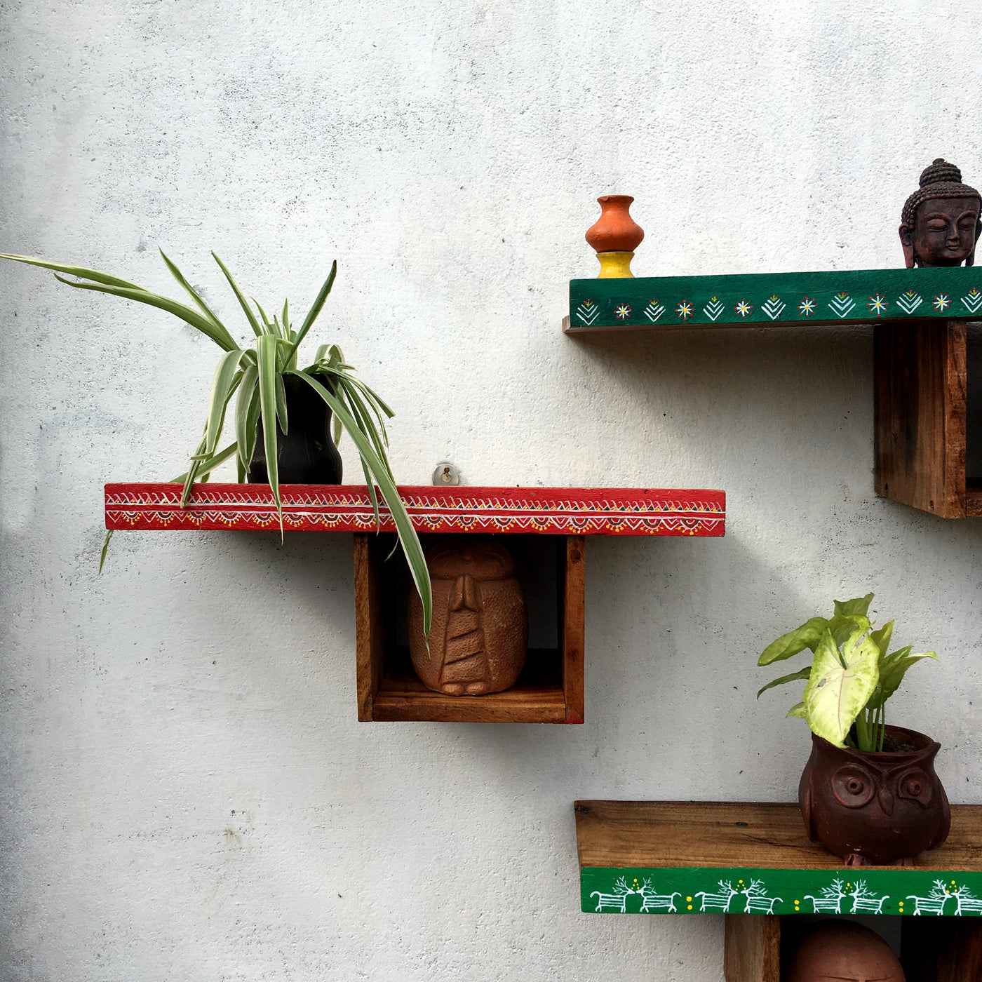 Wooden wall rack set of 4